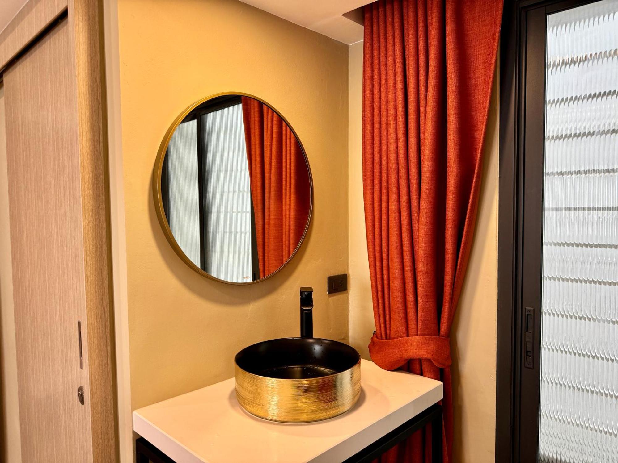 Parcel Hotel Bangkok Dış mekan fotoğraf